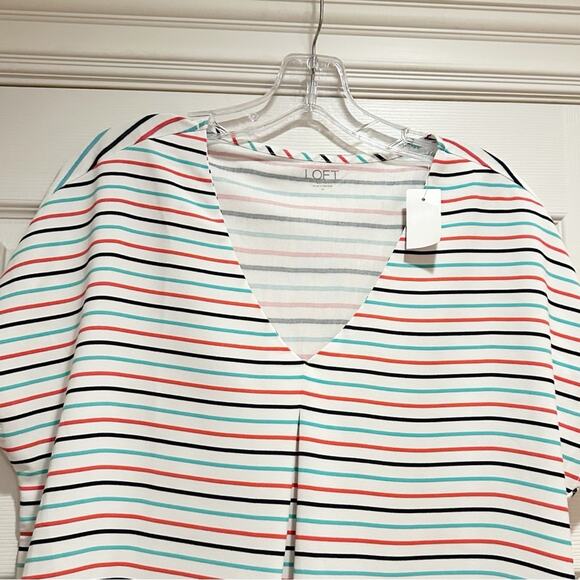 LOFT Top Striped V Neck Tee Medium Shirt Oversized 100% Rayon Short Sleeve NWT - Picture 3 of 14
